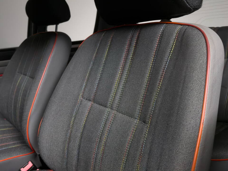 Imagen 18/28 de Peugeot 205 GTi 1.9 (1991)