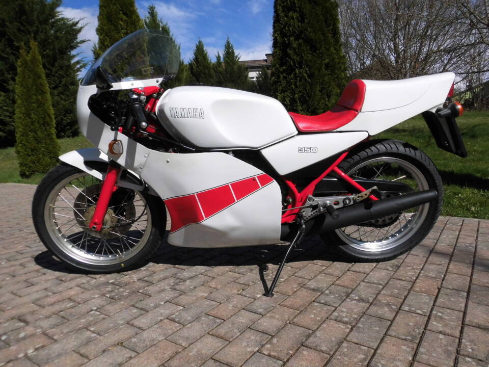 Image 2/9 of Yamaha DUMMY (1980)