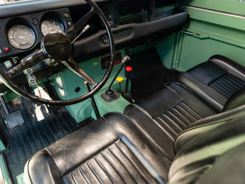 Bild 8/15 von Land Rover 109 (1973)