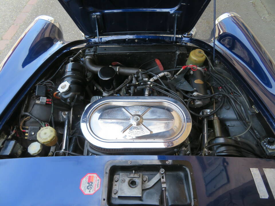 Image 14/23 de Sunbeam Tiger Mk I (1966)