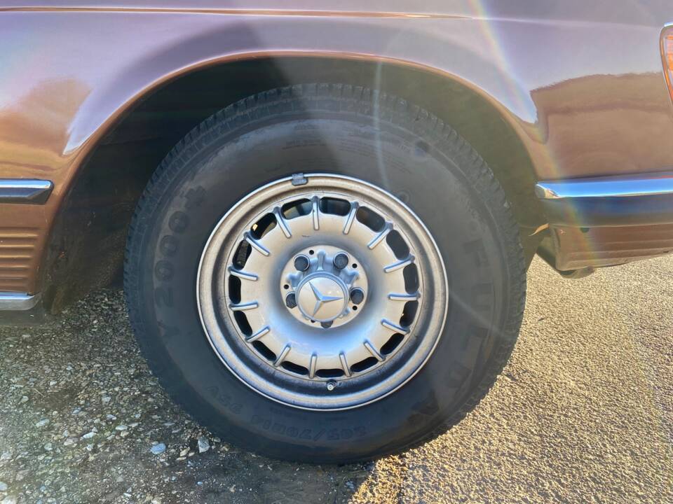 Image 9/20 of Mercedes-Benz 280 SLC (1977)