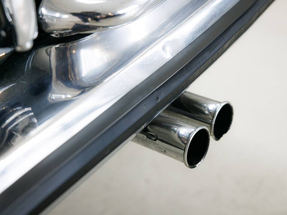 Image 30/32 of Mercedes-Benz 280 SE 3,5 (1971)