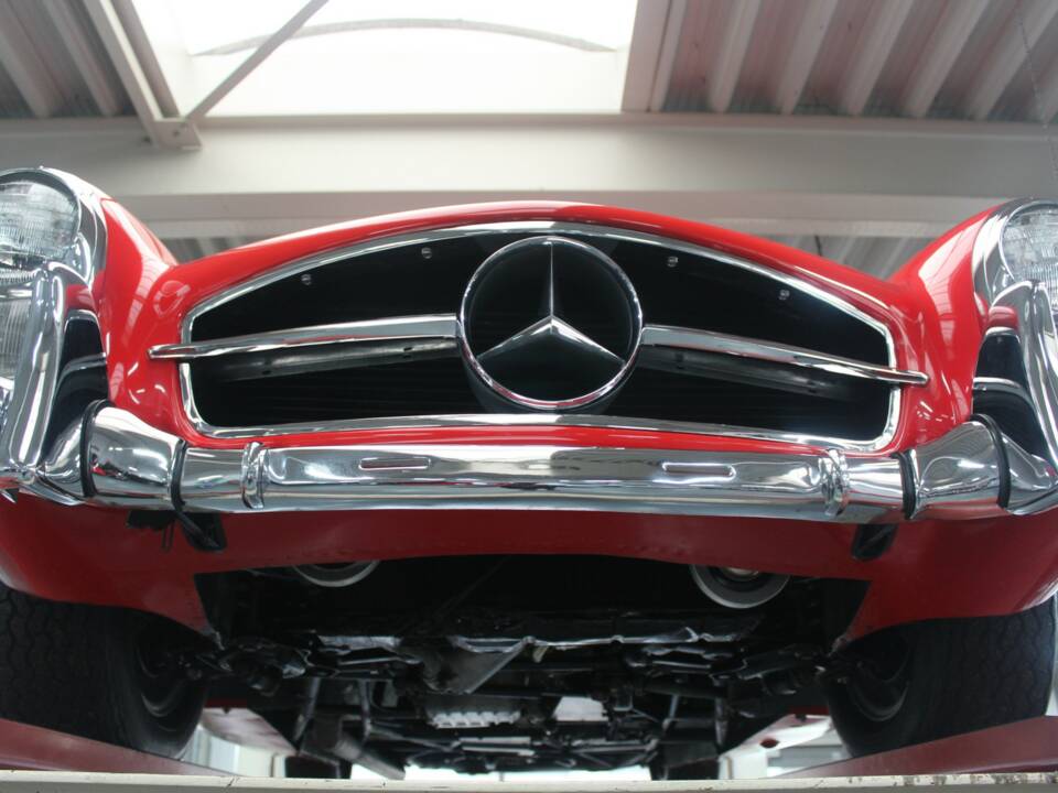 Image 12/50 of Mercedes-Benz 300 SL Roadster (1957)