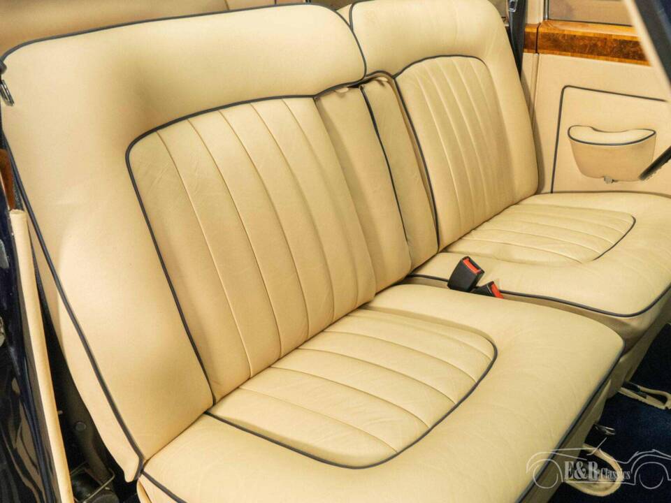 Image 8/19 of Rolls-Royce Silver Cloud III (1965)