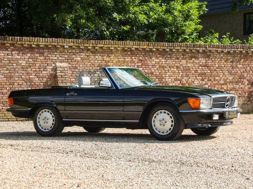 Image 29/50 de Mercedes-Benz 420 SL (1986)