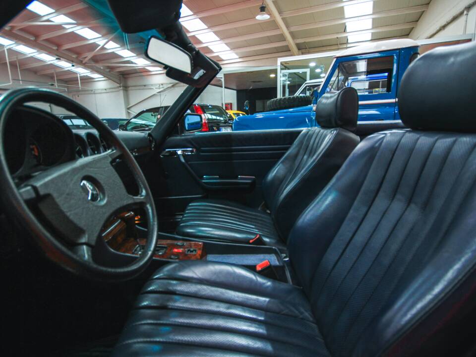 Afbeelding 11/14 van Mercedes-Benz 420 SL (1987)