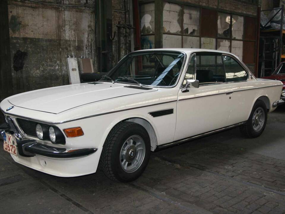 Image 21/63 de BMW 3.0 CSi (1972)