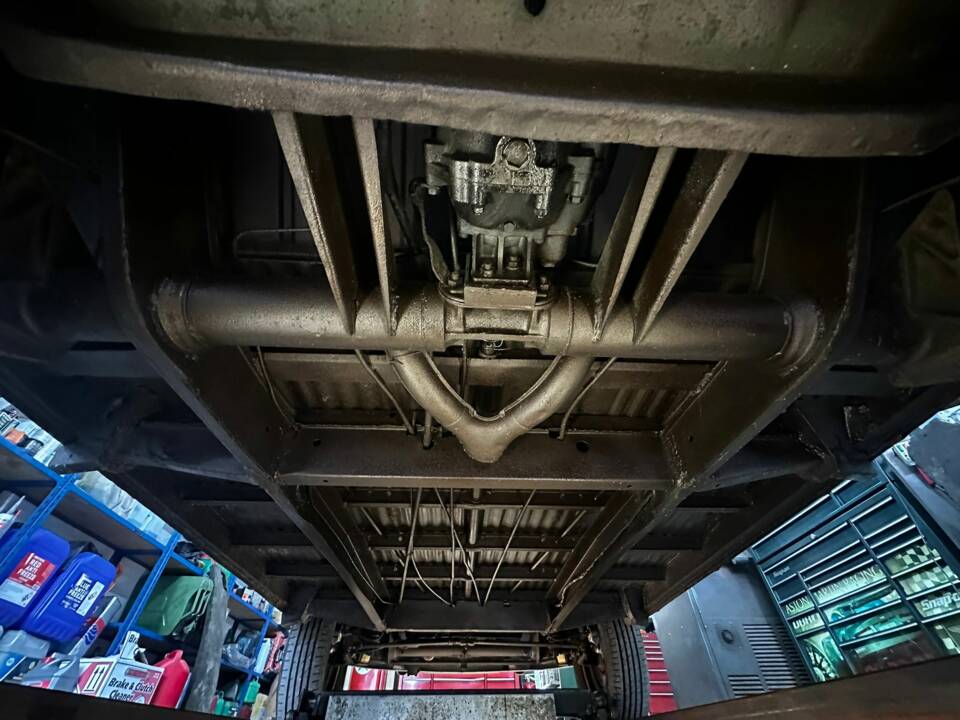 Image 59/60 of Volkswagen T2c Combi (1969)