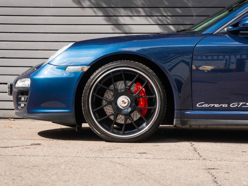 Image 10/54 of Porsche 911 Carrera GTS (2011)