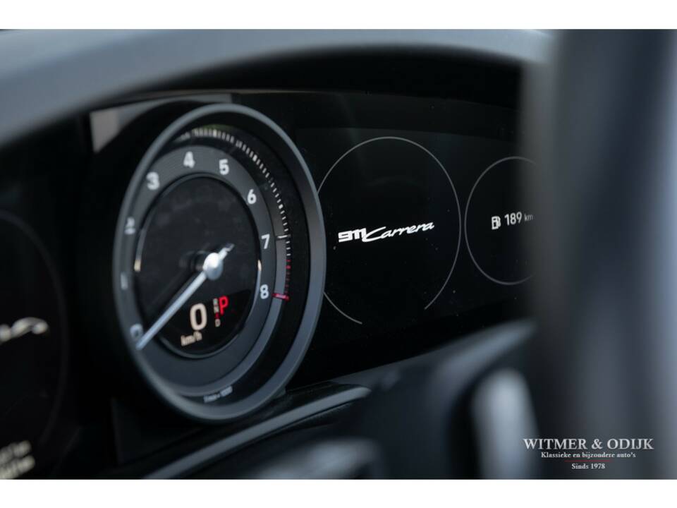 Image 26/44 of Porsche 911 Carrera (2020)