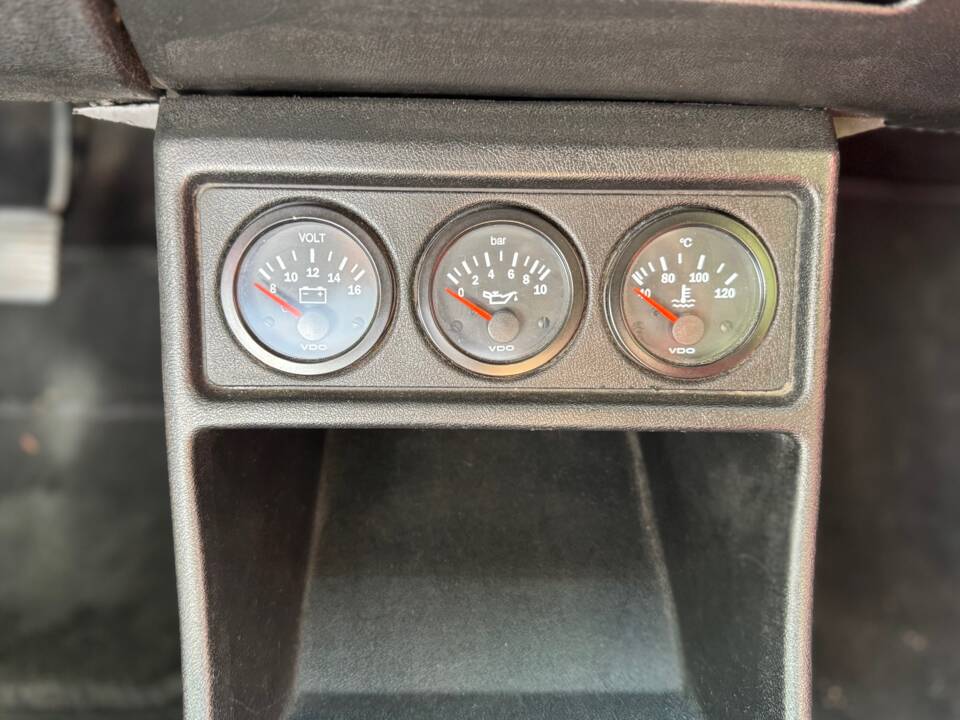 Immagine 16/31 di Volkswagen Golf I GTI 1.6 (1982)