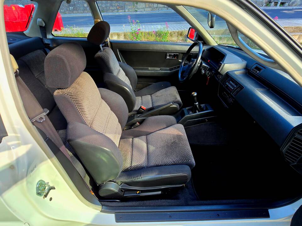 Bild 8/26 von Honda Prelude (1986)