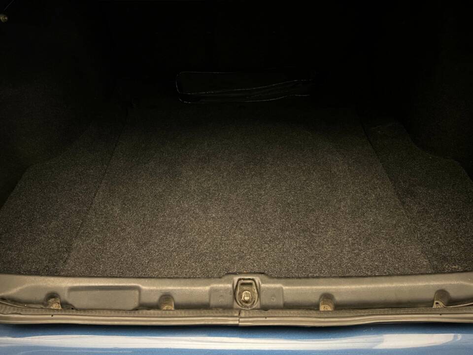 Image 16/16 of Lancia Thema 8.32 (1988)