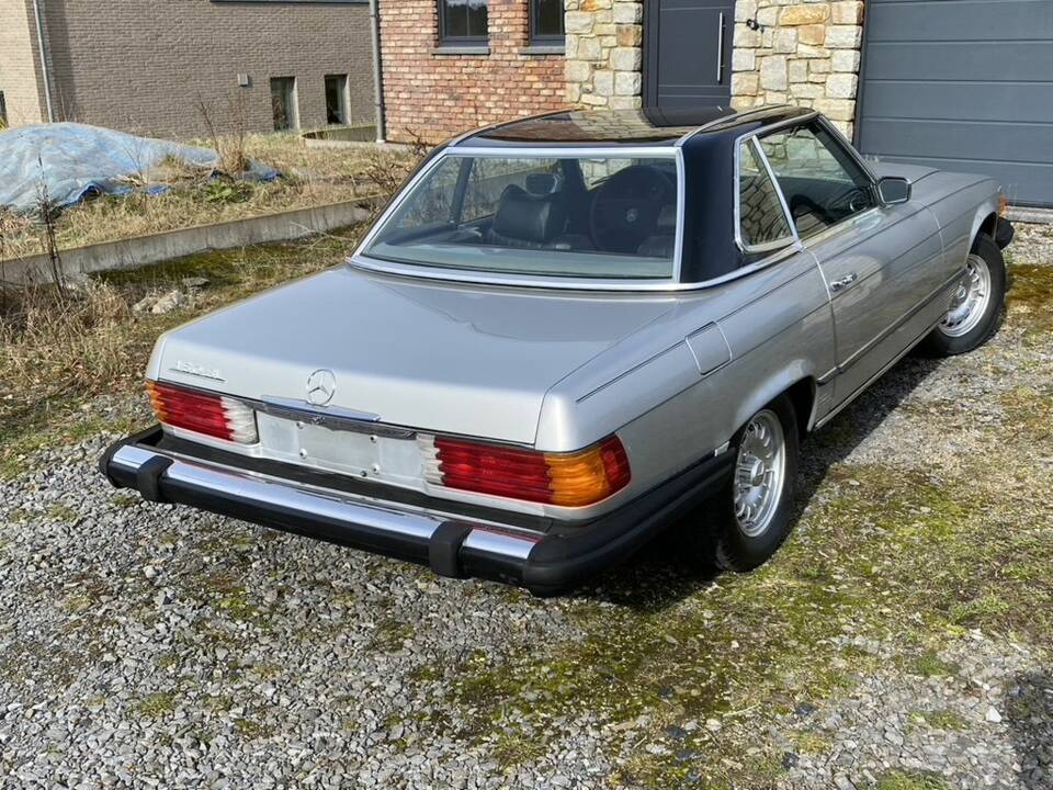 Image 8/8 of Mercedes-Benz 450 SL (1975)