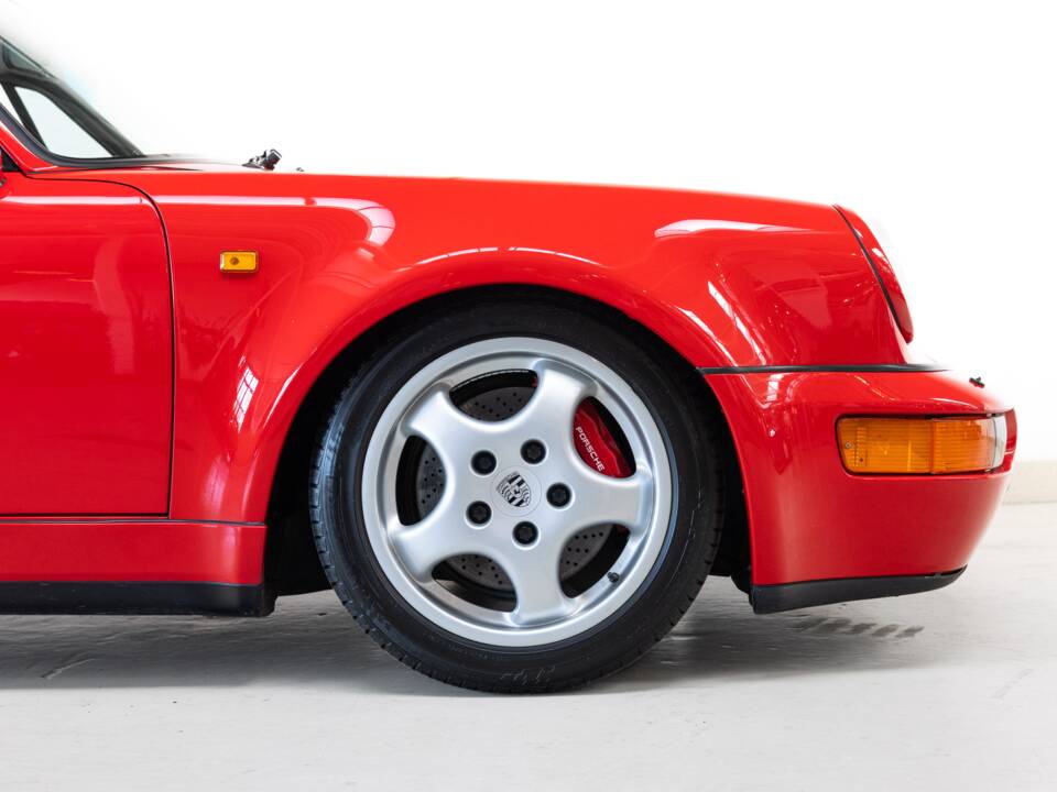 Image 22/32 of Porsche 911 Turbo 3.3 (1992)
