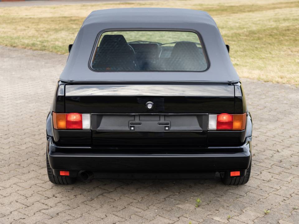 Image 10/16 of Volkswagen Golf I Cabrio 1.8 (1992)