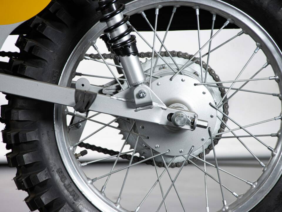 Bild 15/50 von SWM 125 Six Days (1974)