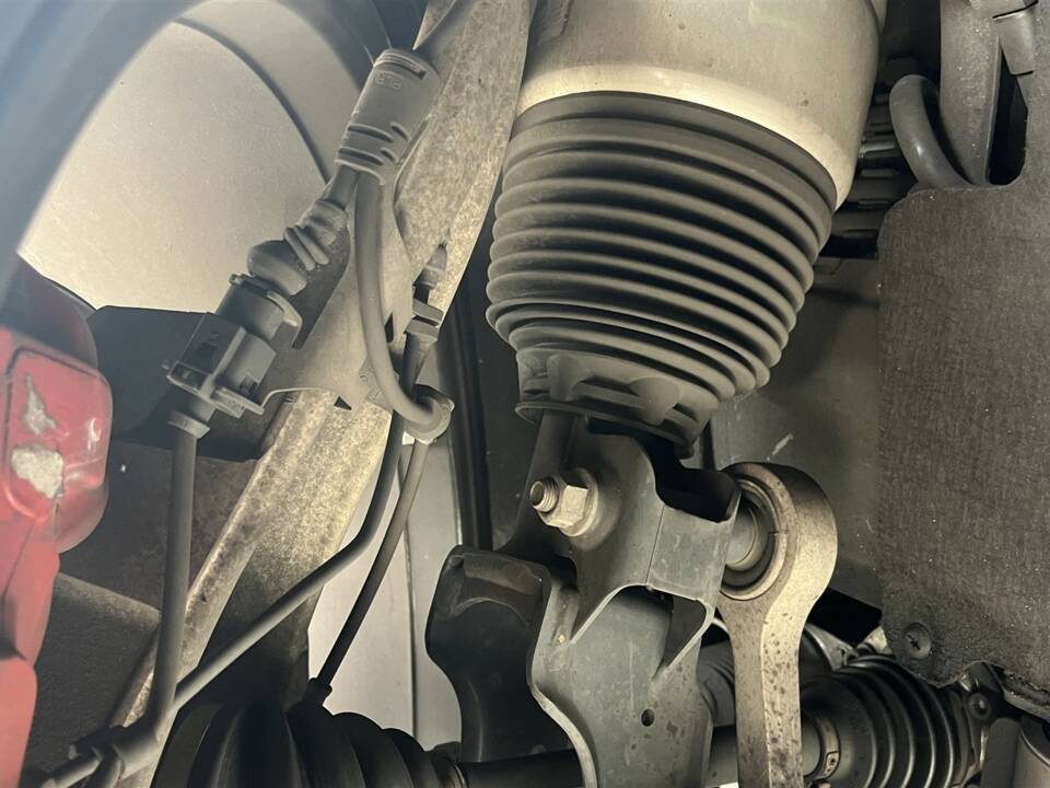 Image 50/51 de Porsche Cayenne Turbo (2011)