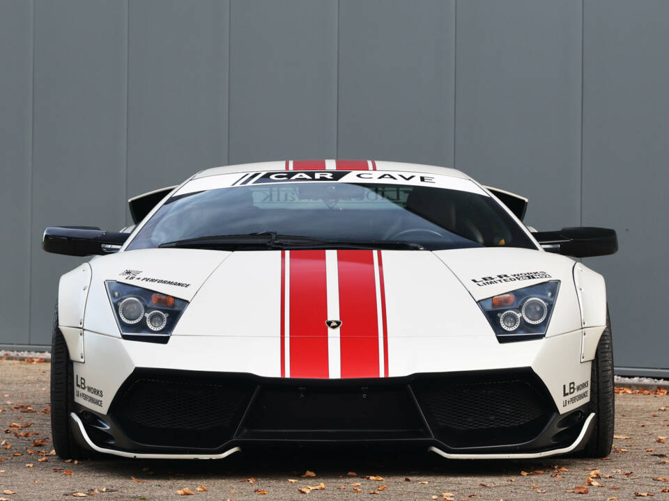 Afbeelding 19/82 van Lamborghini Murciélago (2002)