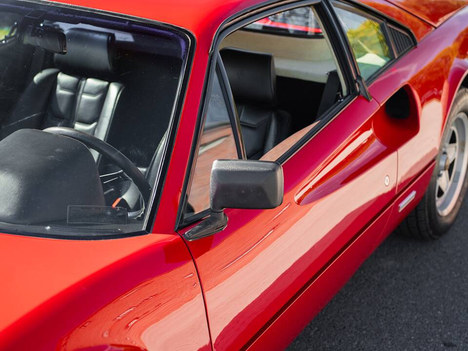 Afbeelding 14/43 van Ferrari 308 GTBi (1982)