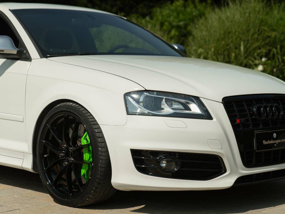 Image 12/50 of Audi S3 (2008)