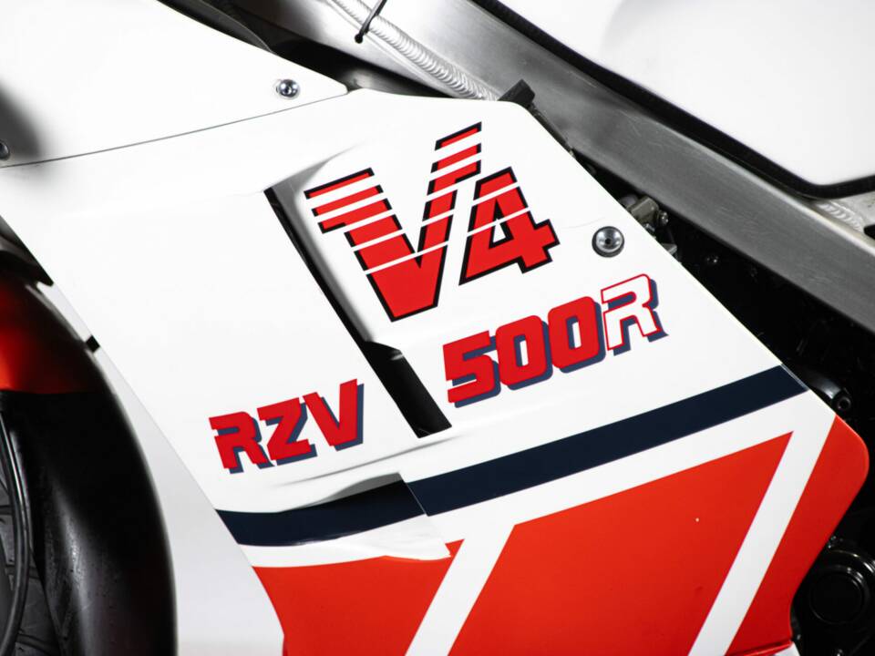 Immagine 23/50 di Yamaha RZV 500 R (1985)