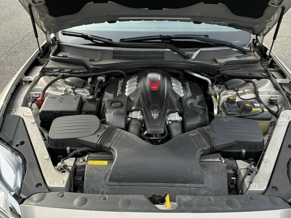 Image 44/54 of Maserati Quattroporte GTS (2015)