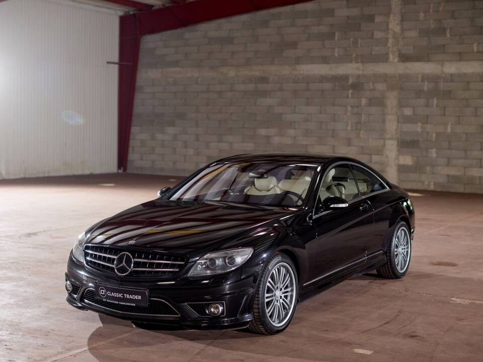 Bild 2/34 von Mercedes-Benz CL 500 4MATIC (2008)