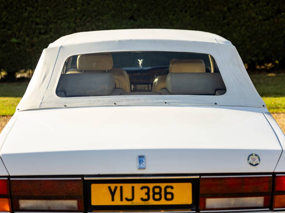 Immagine 25/38 di Rolls-Royce Silver Spirit (1983)