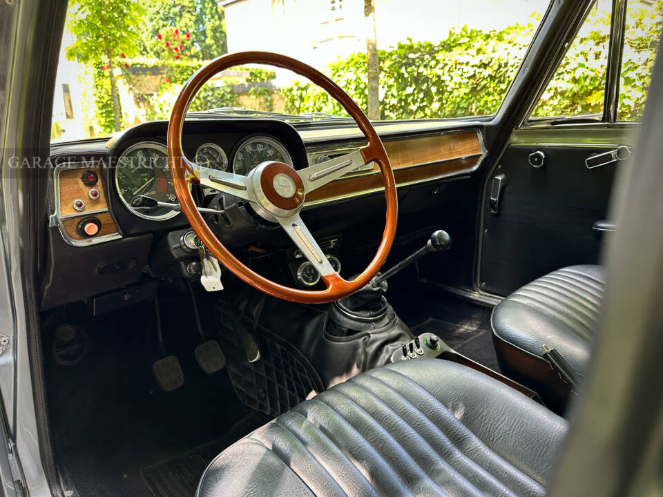 Bild 19/97 von Alfa Romeo Giulia Super 1.3 (1973)