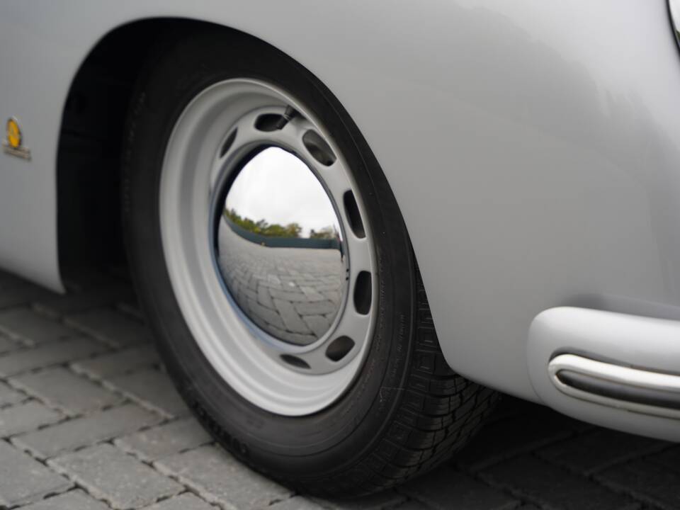 Bild 37/50 von Porsche 356 1500 Super (1953)
