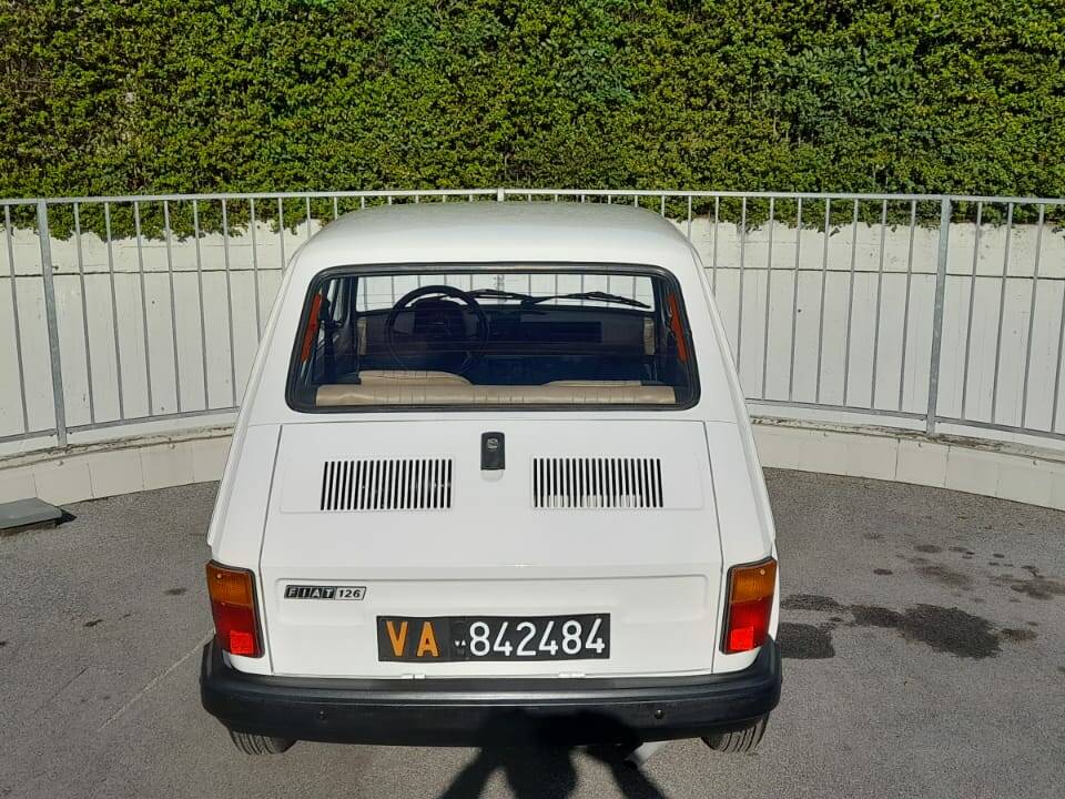 Image 2/15 of FIAT 126 (1983)