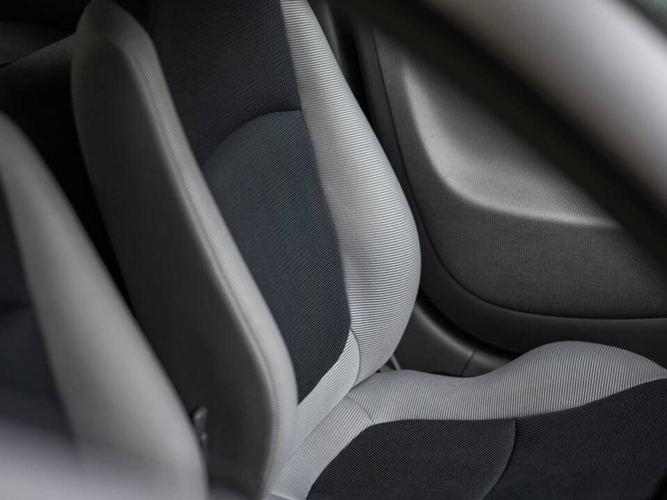 Image 43/50 of Honda Insight (2000)