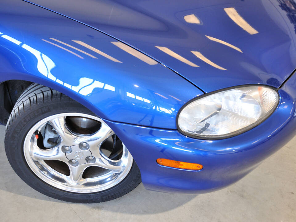 Image 17/47 of Mazda MX-5 1.8 (1999)