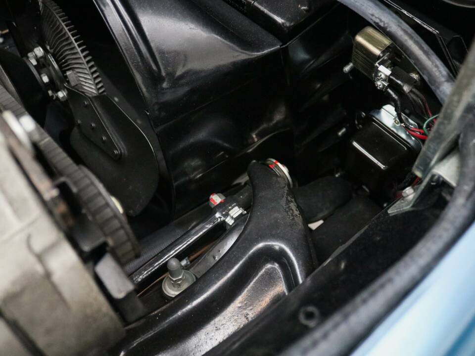 Afbeelding 14/15 van Chevrolet Corvette Sting Ray Convertible (1964)