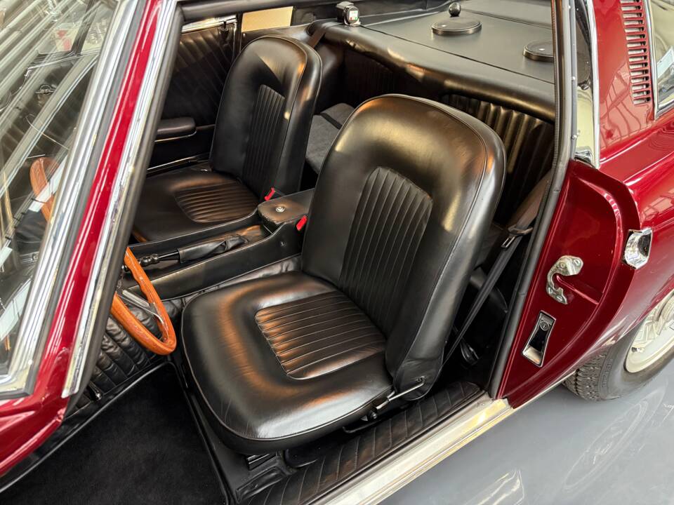 Afbeelding 13/39 van ISO Grifo GL 350 (1967)