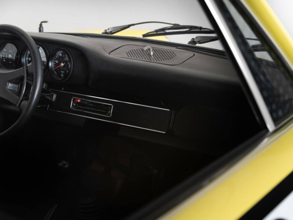 Afbeelding 40/50 van Porsche 911 RSR 2.8 (1973)