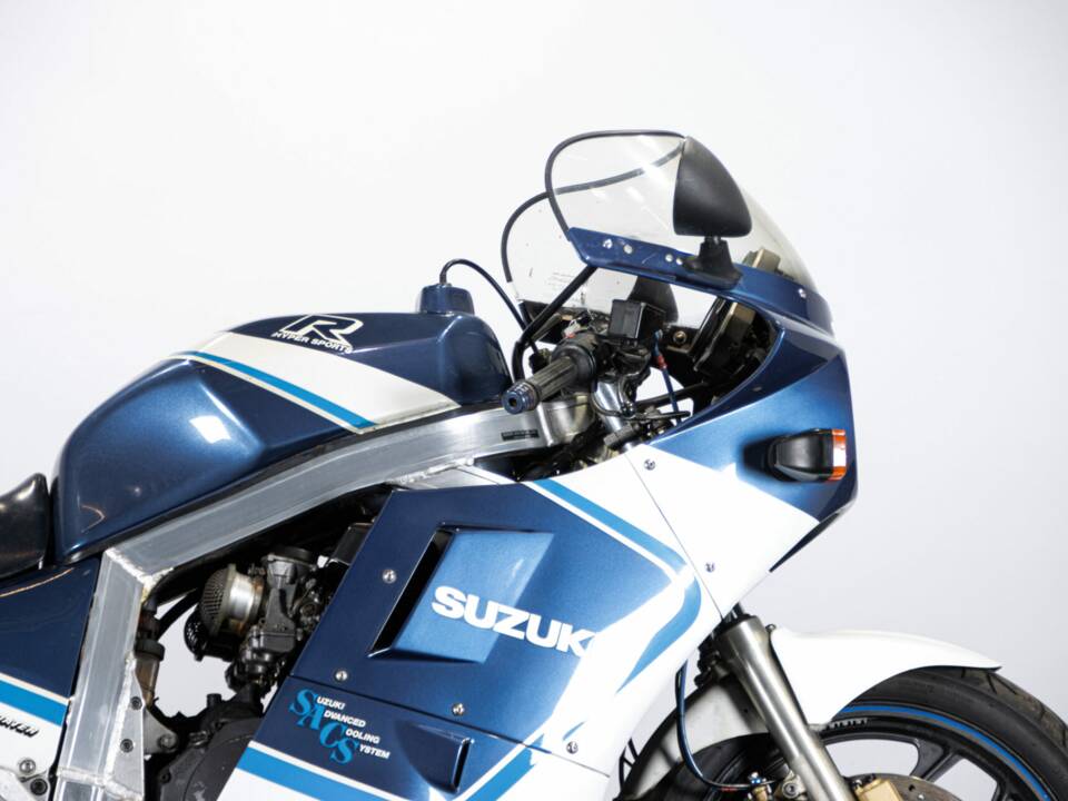 Immagine 34/47 di Suzuki GSX-R 1100 (1987)