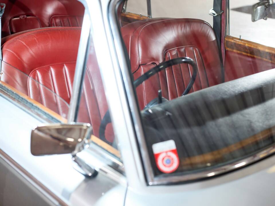 Imagen 36/74 de Rolls-Royce Silver Shadow I (1971)
