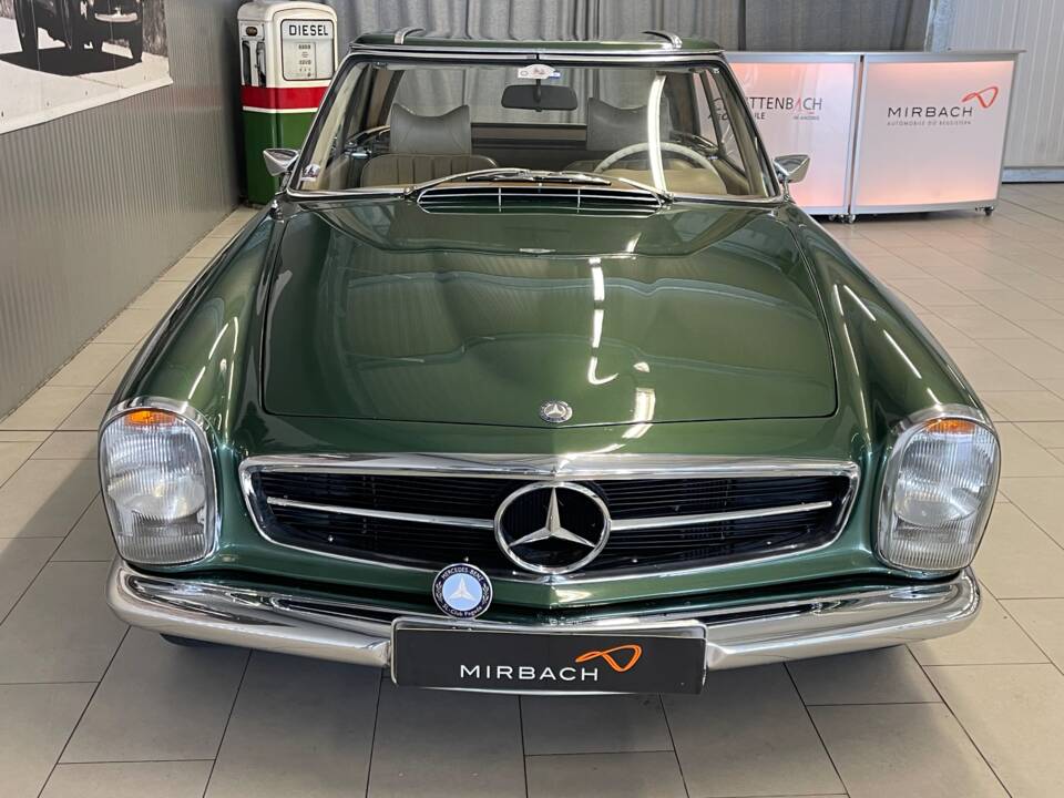 Image 7/22 of Mercedes-Benz 280 SL (1970)