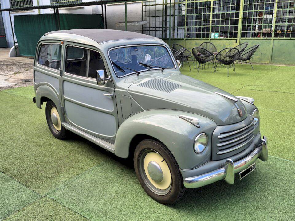 Image 19/60 of FIAT 500 C Belvedere (1954)