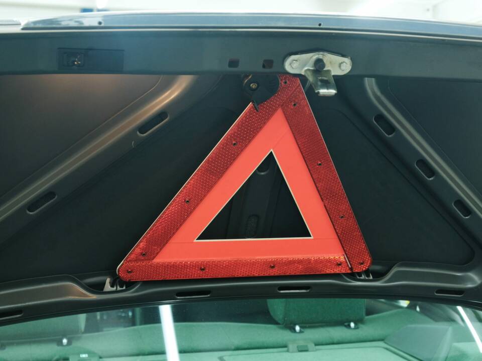 Bild 10/50 von Mercedes-Benz 300 SEL (1986)