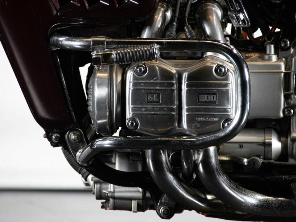 Immagine 10/50 di Honda GL 1100 Gold Wing (1981)