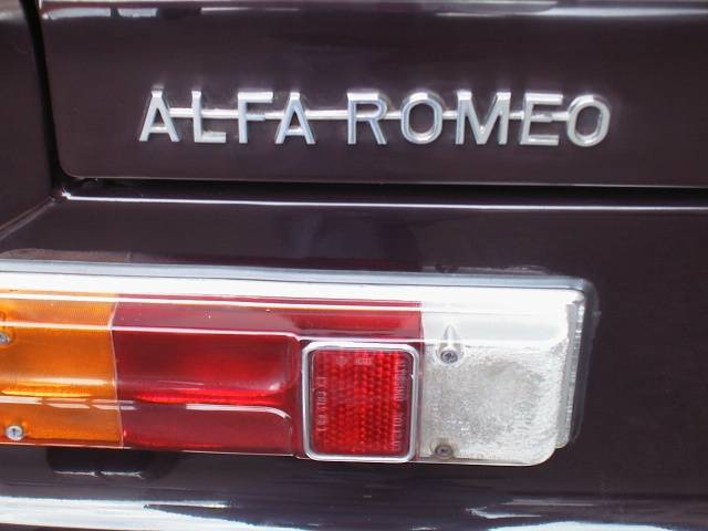 Bild 6/16 von Alfa Romeo Giulia 1300 Super (1971)