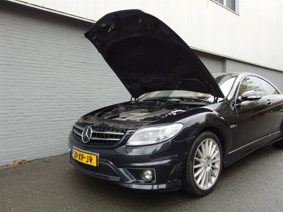 Bild 39/49 von Mercedes-Benz CL 63 AMG (2007)