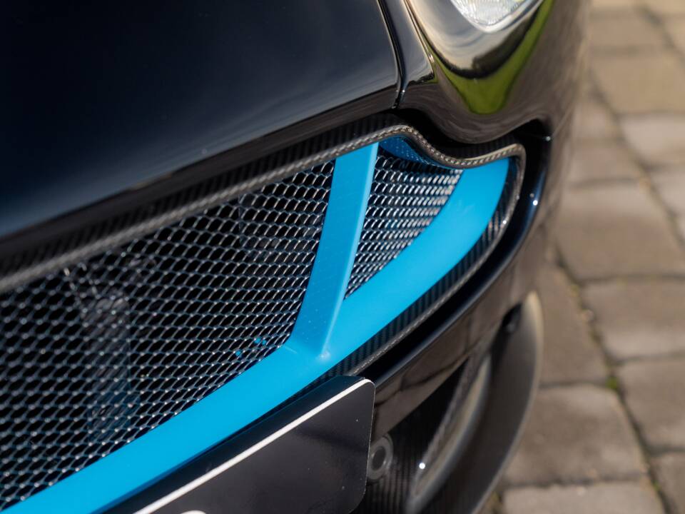 Bild 14/77 von Aston Martin V12 Vantage AMR (2018)