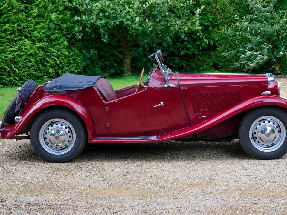 Image 2/50 of MG TD (1953)