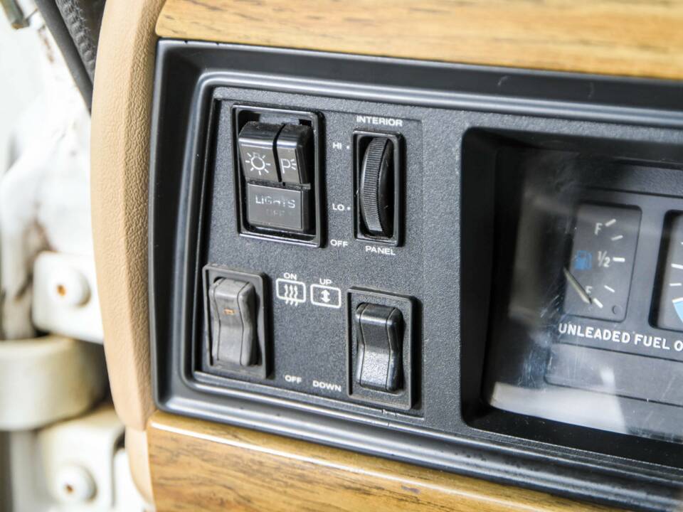Afbeelding 20/50 van Jeep Wagoneer Limited (1982)