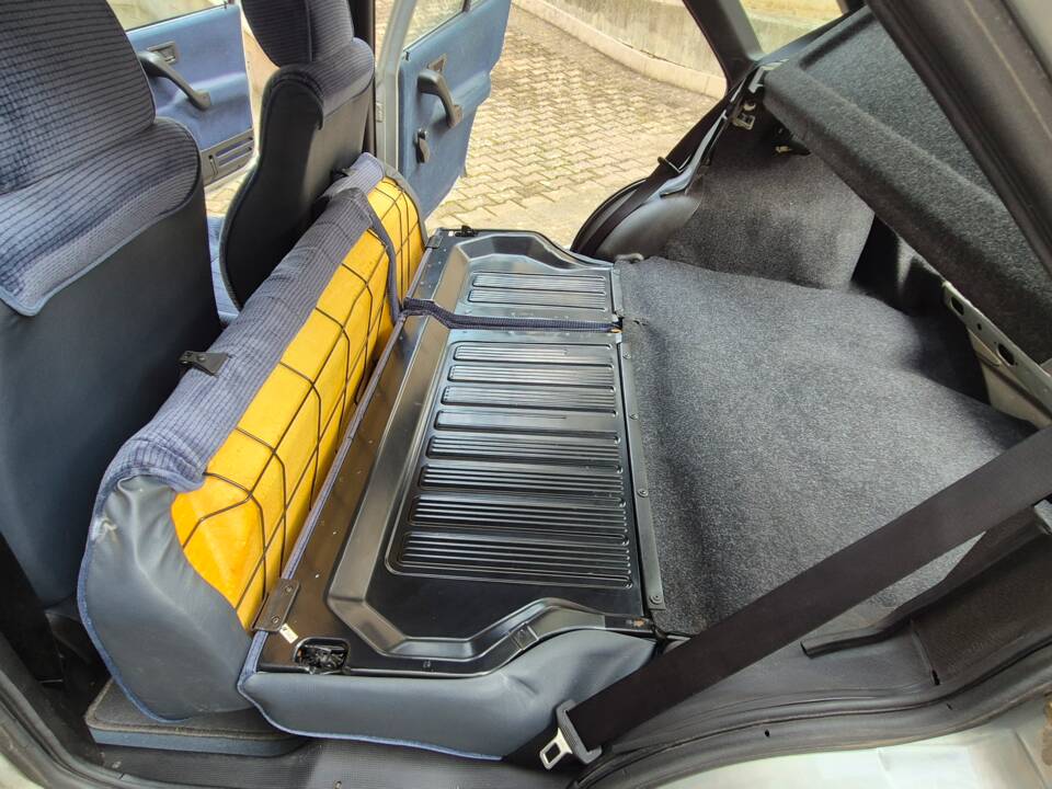 Immagine 158/193 di FIAT Tipo 1.4 DGT (1989)
