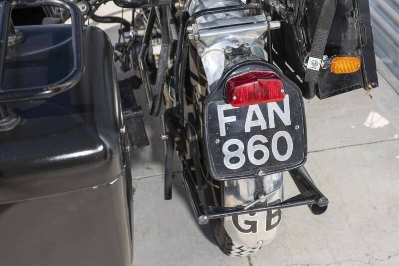 Image 40/44 of Vincent DUMMY (1953)